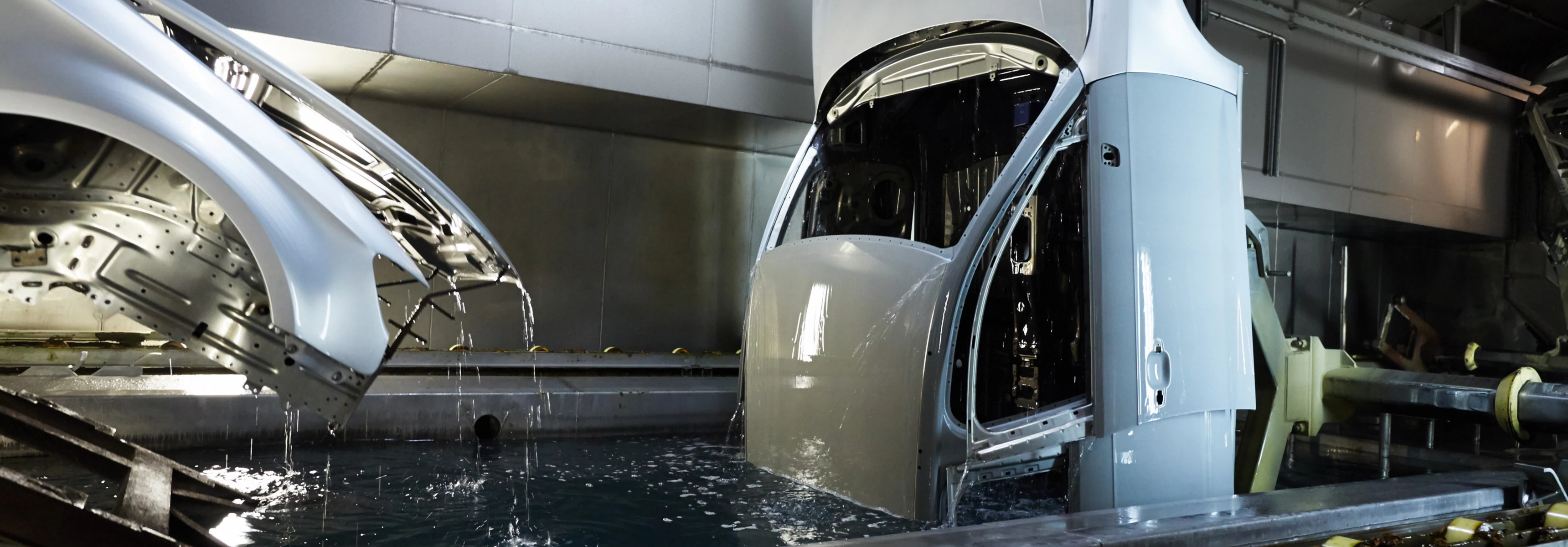 white-car-body-surface-treatment-manufacturing-line
